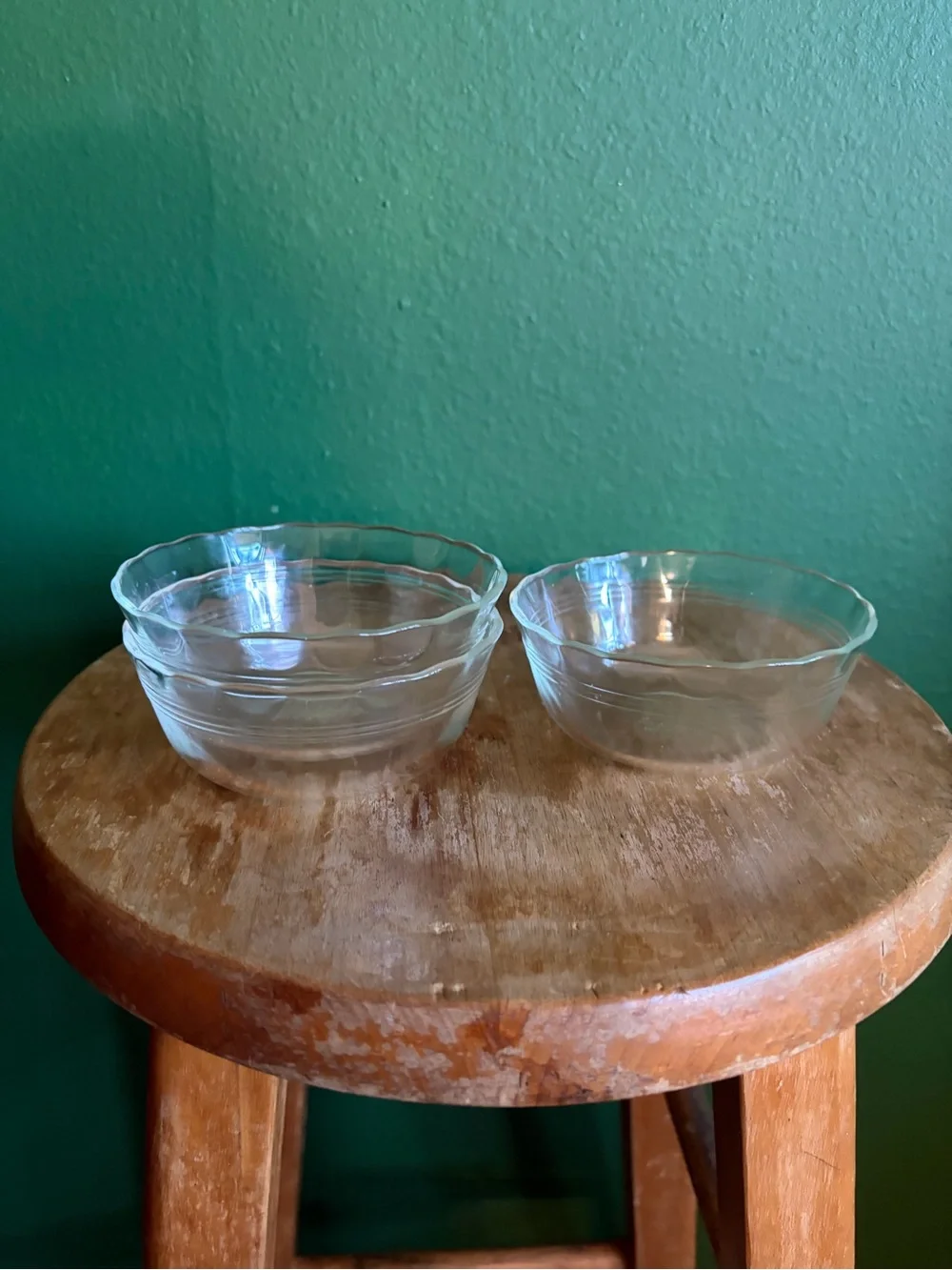 Vintage Pyrex Stacking Clear Glass Custard Cups with Scalloped Edges, set of 3